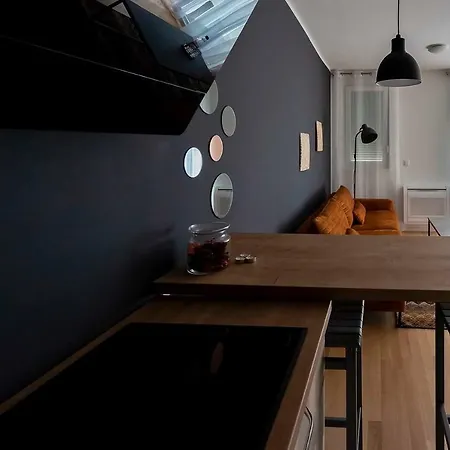 Apartment Lira Tauri