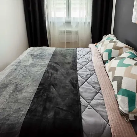 Lira Tauri Apartment